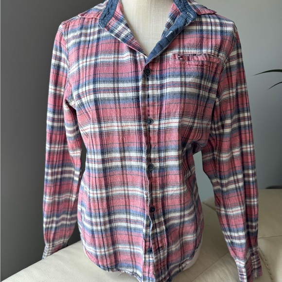 Tommy Hilfiger Red and Blue Plaid Casual Button Down Shirt - Picture 1 of 5